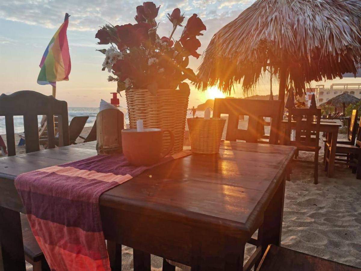 La Maxima & Lgbt Hotel Zipolite Bagian luar foto